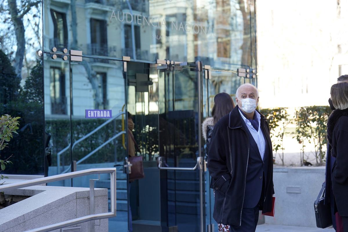 Archivo - José Luis Moreno a su llegada a la Audiencia Nacional para declarar como imputado en la Operación Titella, a 17 de febrero de 2022, en Madrid (España).
