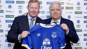 Ronald Koeman, junto al presidente del Everton, Bill Kenwright Ronald Koeman, junto al presidente del Everton, Bill Kenwright