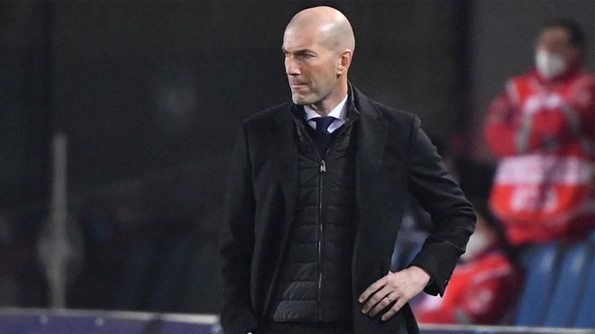 Zidane, durante el partido del Real Madrid contra el Atalanta Zidane, durante el partido del Real Madrid contra el Atalanta