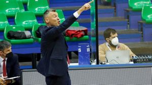 Sarunas Jasikevicius felicitó a su equipo por la victoria Sarunas Jasikevicius felicitó a su equipo por la victoria