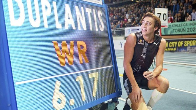Duplantis mejoró en un centímetro el récord mundial de Lavillenie Duplantis mejoró en un centímetro el récord mundial de Lavillenie