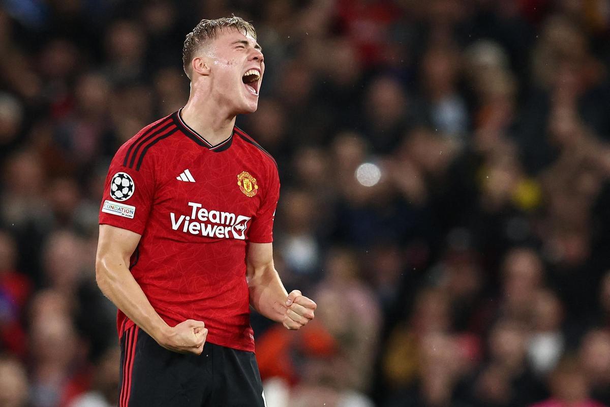 Manchester United - Galatasaray | El doblete de Hojlund