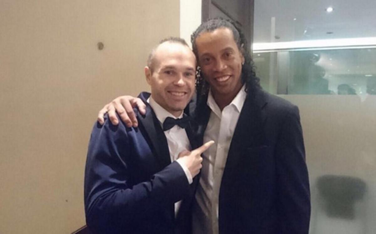 Iniesta y Ronaldinho coincidieron en el Palau de Congressos
