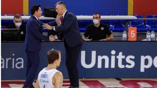 Xavi Pascual y Kevin Pangos, en la foto junto a Saras Xavi Pascual y Kevin Pangos, en la foto junto a Saras