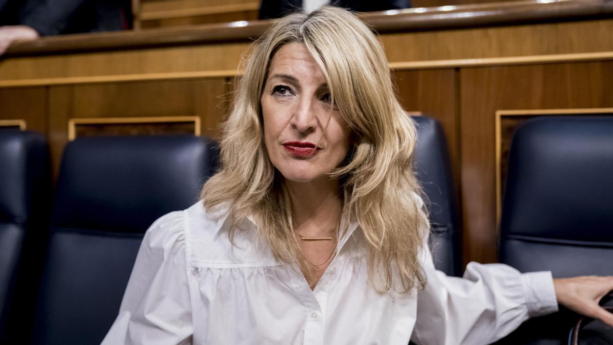 Salario mínimo |  Trabajo cita el martes a patronal y sindicatos para hablar del salario mínimo