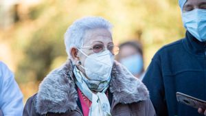 Araceli, la primera española en ser vacunada, recibe la segunda dosis de Pfizer Araceli, la primera española en ser vacunada, recibe la segunda dosis de Pfizer