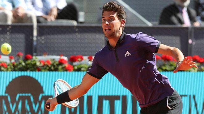 Thiem durante su encuentro ante Federer Thiem durante su encuentro ante Federer