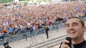 Griezmann celebró el Mundial en Macon Griezmann celebró el Mundial en Macon