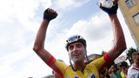 Raúl Alarcón, celebrando su triunfo en la Vuelta a Portugal de 2018