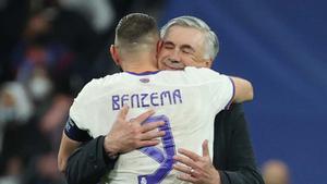 Ancelotti: Estoy feliz de tener dependencia de Karim Benzema
