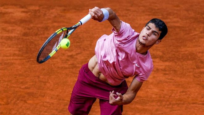 Carlos Alcaraz, durante el duelo ante Mannarino Carlos Alcaraz, durante el duelo ante Mannarino