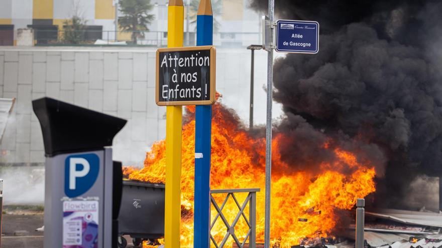 Ascienden a 719 los detenidos en France en la quinta noche de protestas contra la Policía