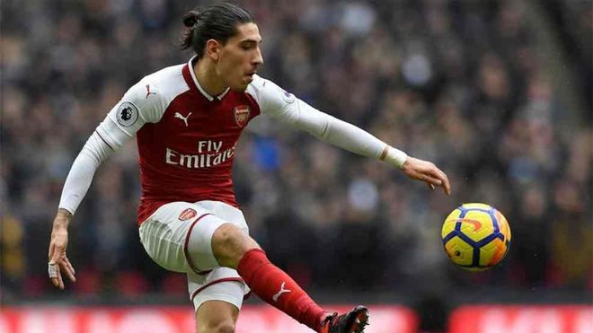 Héctor Bellerín interesa a la Juventus Héctor Bellerín interesa a la Juventus