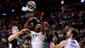 El Unicaja venció al MoraBanc y se clasificó para la final El Unicaja venció al MoraBanc y se clasificó para la final