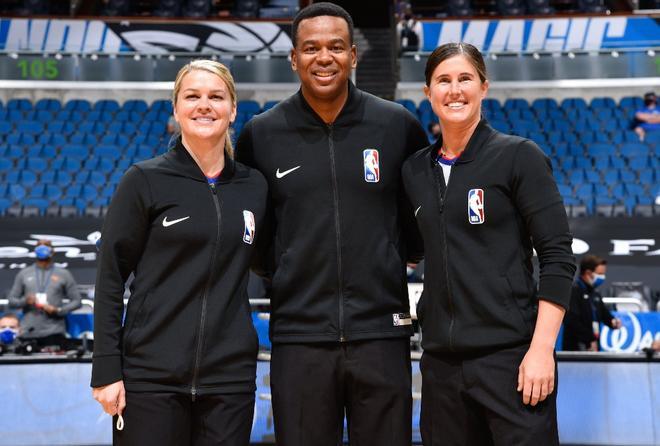 La NBA lidera la inclusión femenina arbitral en Estados Unidos