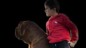 Antonella ha colgado una fotografía de Hulk con Thiago Antonella ha colgado una fotografía de Hulk con Thiago
