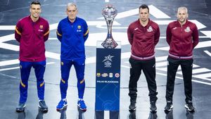 Sergio Lozano, Andreu Plaza, Diego Giustozzi y Miguelín, junto al trofeo Sergio Lozano, Andreu Plaza, Diego Giustozzi y Miguelín, junto al trofeo