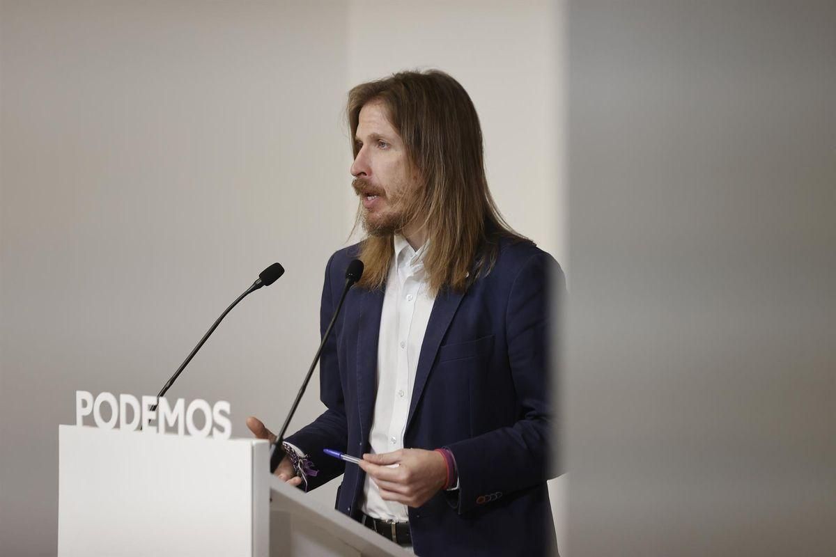 Pablo Fernández. Pablo Fernández.