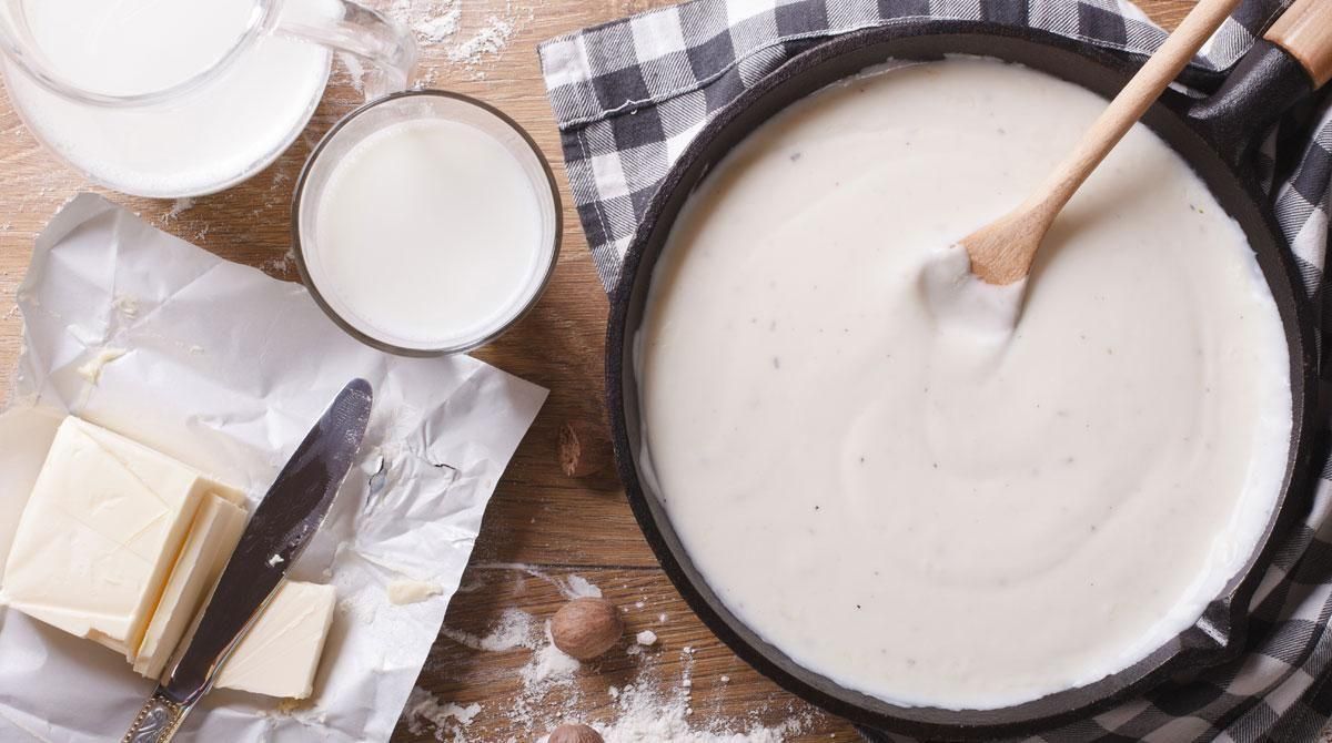 Una deliciosa bechamel. Una deliciosa bechamel.