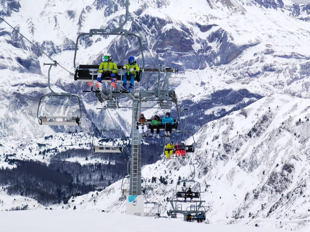 El 80% de las estaciones de esquí abrirán para el puente de la Purísima