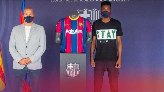 Moussa Ndiaye ya es nuevo jugador del Barça B Moussa Ndiaye ya es nuevo jugador del Barça B