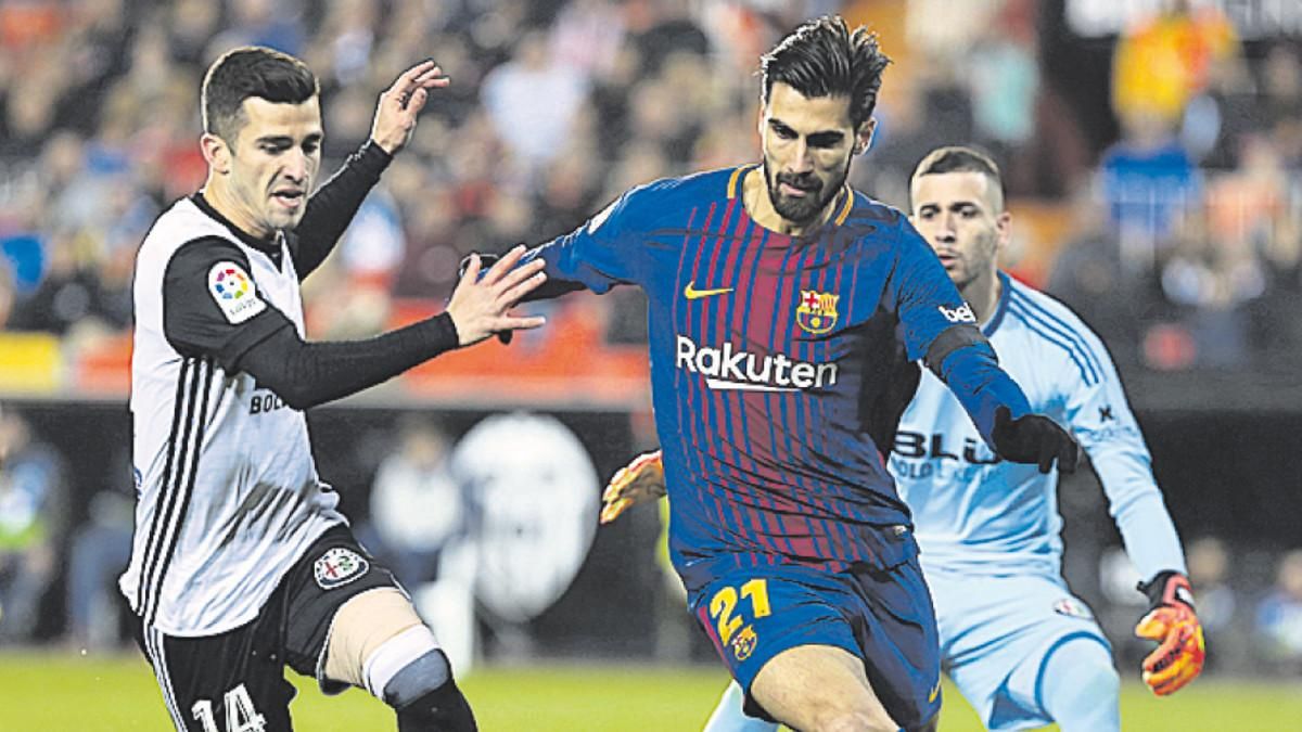 André Gomes puede hacer el camino de regreso a Valencia después de dos temporadas vestido de azulgrana André Gomes puede hacer el camino de regreso a Valencia después de dos temporadas vestido de azulgrana