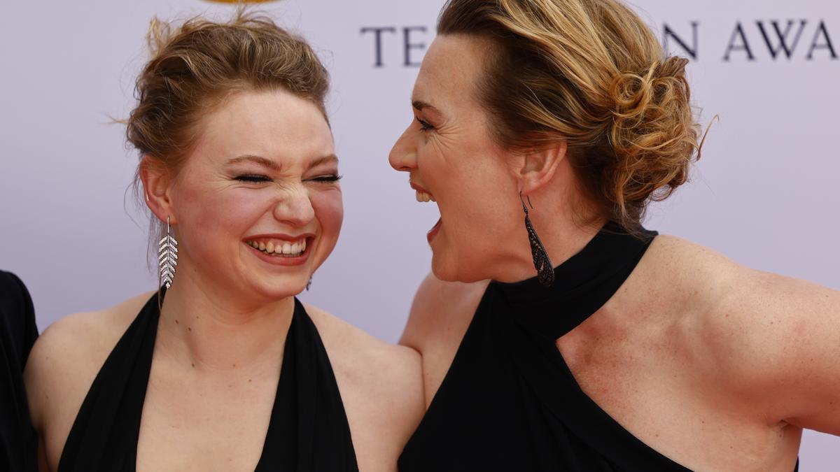 Kate Winslet and her daughter, stunning on the red carpet for the 2023 Bafta TV Awards