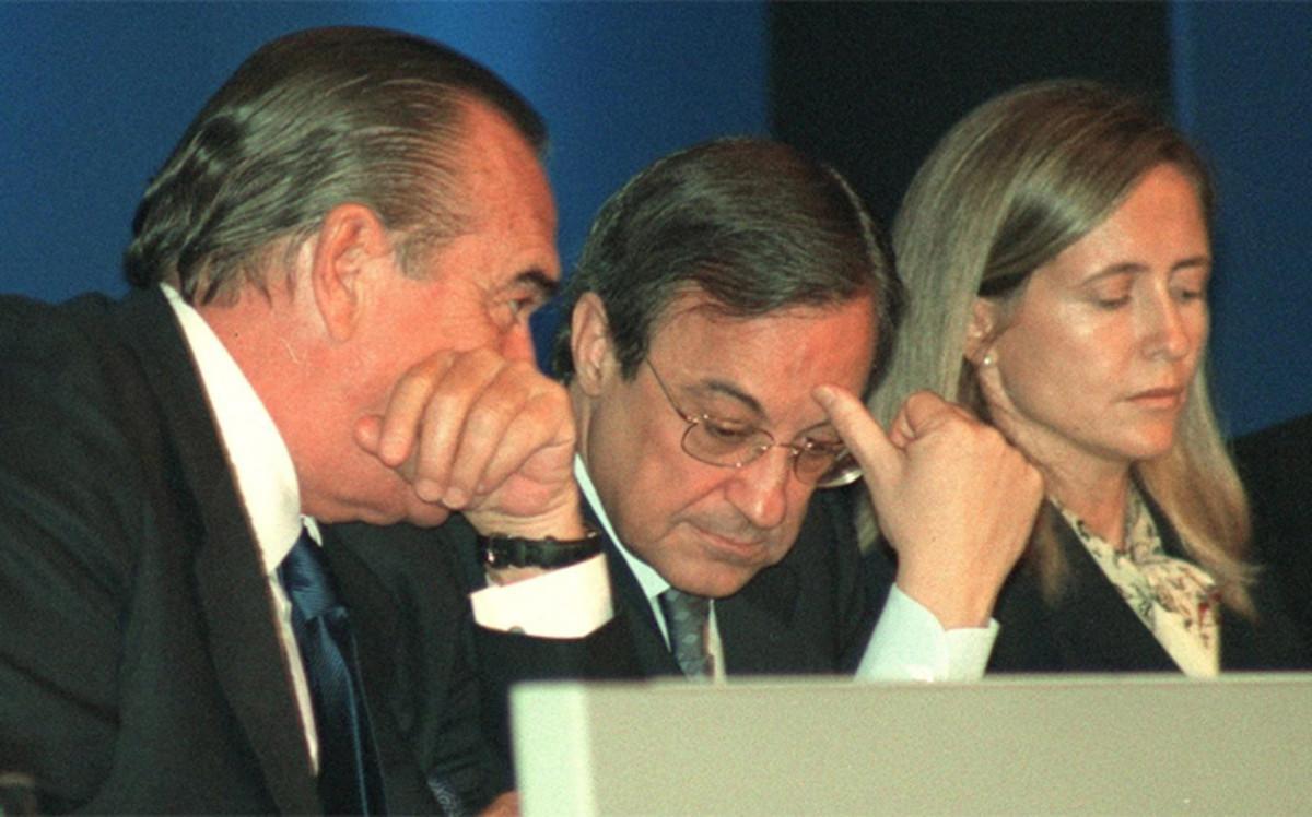 María Silva, junto a Florentino Pérez y Fernando Fernández Tapias, durante su etapa como directiva del Real Madrid
