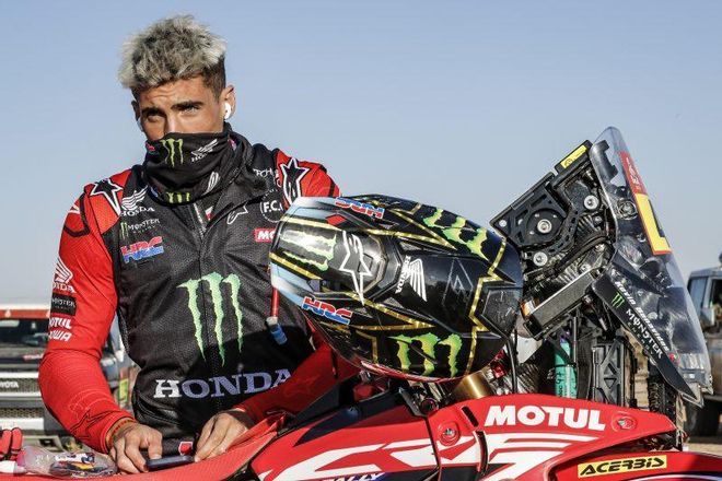 Kevin Benavides, ganador del Dakar 2021 con Honda Kevin Benavides, ganador del Dakar 2021 con Honda