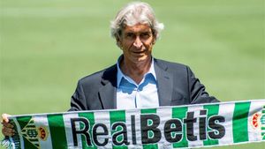 Pellegrini quiere devolver la alegría a la afición bética Pellegrini quiere devolver la alegría a la afición bética