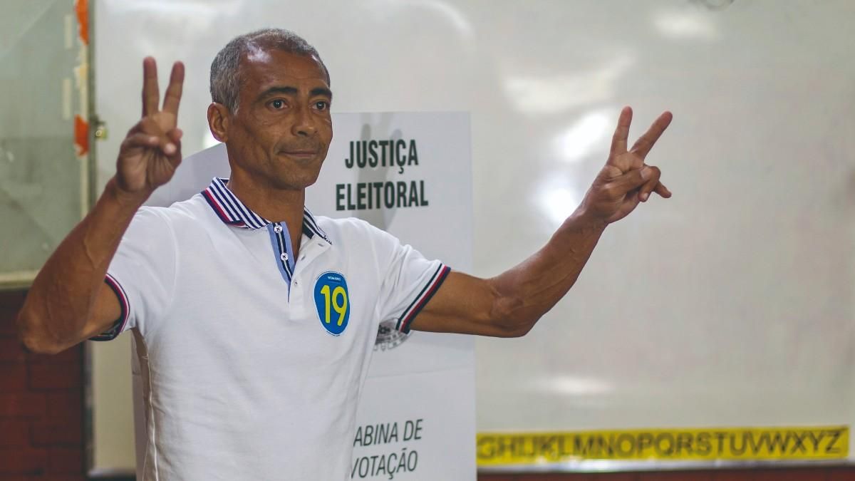 Romário es actualmente vicepresidente del Senado brasileño Romário es actualmente vicepresidente del Senado brasileño