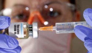 La vacuna de Oxford y AstraZeneca anuncia un 70.4% de efectividad contra el coronavirus La vacuna de Oxford y AstraZeneca anuncia un 70.4% de efectividad contra el coronavirus