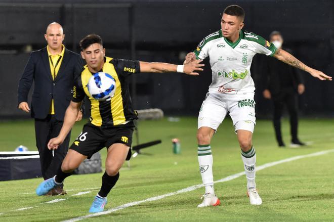 El América Mineiro remonta y elimina en penaltis al Guaraní