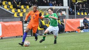 Bogarde durante un juego con Holanda sub-15 Bogarde durante un juego con Holanda sub-15