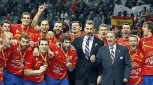 El balonmano español brilló de la mano de Juan de Dios Román El balonmano español brilló de la mano de Juan de Dios Román