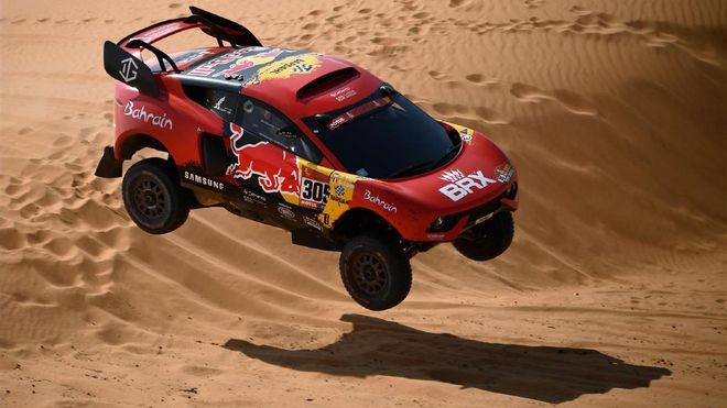 Imagen de Sebastian Loeb durante el Dakar 2021 Imagen de Sebastian Loeb durante el Dakar 2021