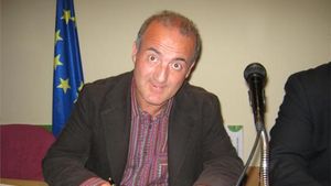 Alfons Godall criticó el aspecto de una diputada de la CUP Alfons Godall criticó el aspecto de una diputada de la CUP