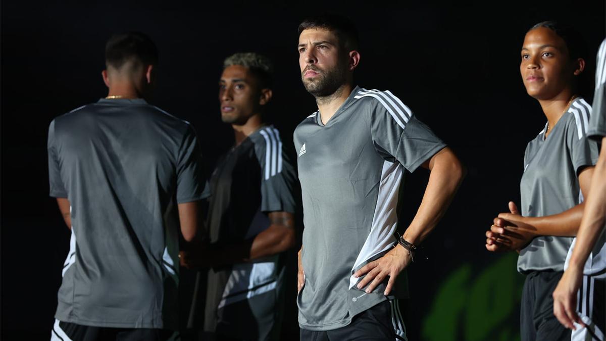 Jordi Alba: Yo siempre voy de cara y ya en el mundo del fútbol no me sorprende nada