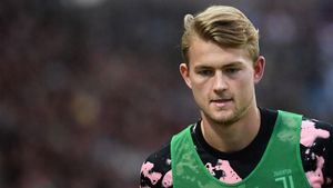 De Ligt rechazó muchas ofertas y decidió fichar por la Juve en el verano de 2019 De Ligt rechazó muchas ofertas y decidió fichar por la Juve en el verano de 2019