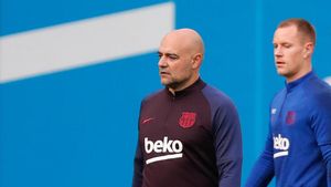 De la Fuente cumplirá la sanción en la Liga De la Fuente cumplirá la sanción en la Liga