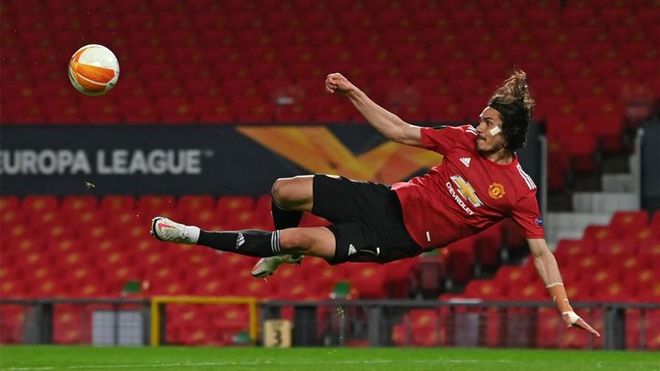 Cavani, en una acción con el United Cavani, en una acción con el United