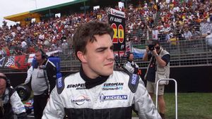 Un joven Alonso, con Minardi en Australia 2001 Un joven Alonso, con Minardi en Australia 2001