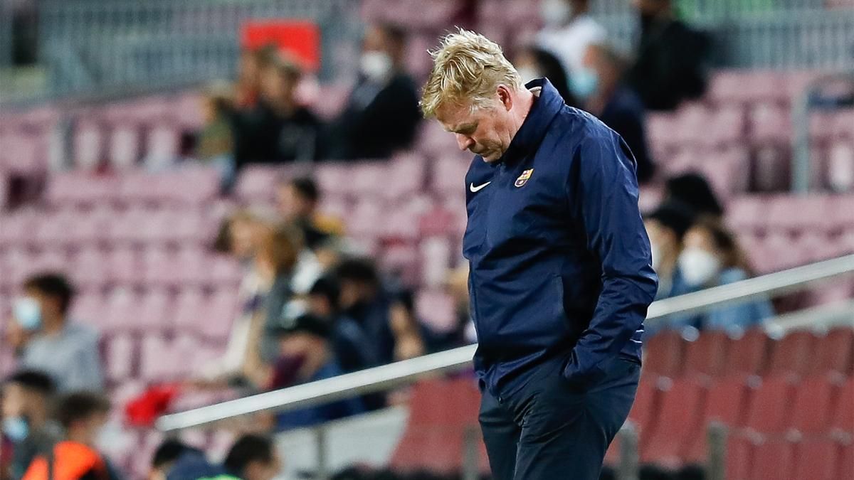 Ronald Koeman, durante el partido ante el Granada Ronald Koeman, durante el partido ante el Granada