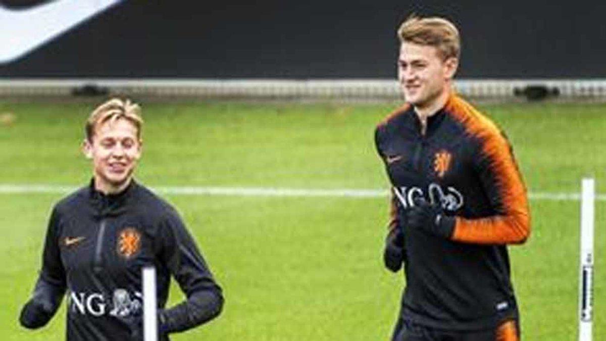 De Jong y De Ligt, en un entrenamiento con Holanda