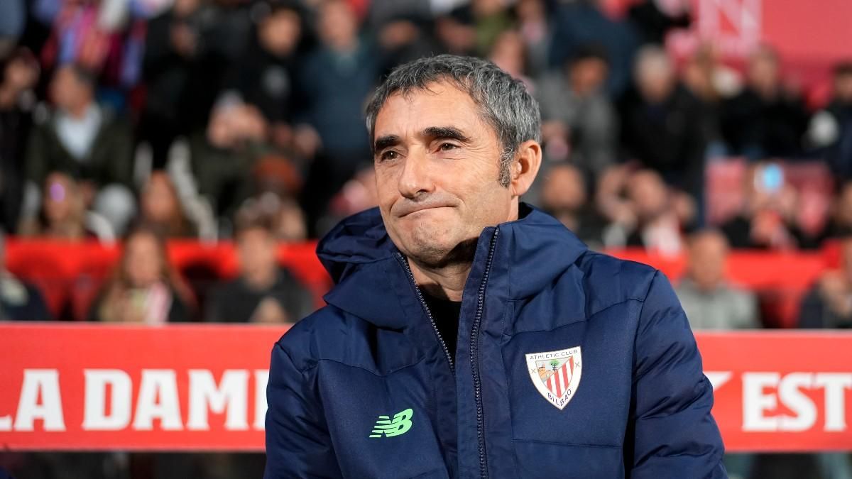 El entrenador del Athletic, Ernesto Valverde, al inicio del encuentro de la decimotercera jornada de LaLiga ante el Girona FC El entrenador del Athletic, Ernesto Valverde, al inicio del encuentro de la decimotercera jornada de LaLiga ante el Girona FC