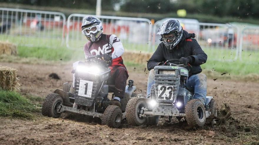 “El mayor espectáculo sobre césped”. las 12 horas en cortacésped de UK