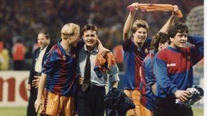 Cristóbal Parralo junto a Ronald Koeman durante la celebración más importante de la historia del Barça en Wembley 92 Cristóbal Parralo junto a Ronald Koeman durante la celebración más importante de la historia del Barça en Wembley 92