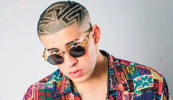 Bad Bunny causa sensación con un concierto sorpresa desde un camión Bad Bunny causa sensación con un concierto sorpresa desde un camión