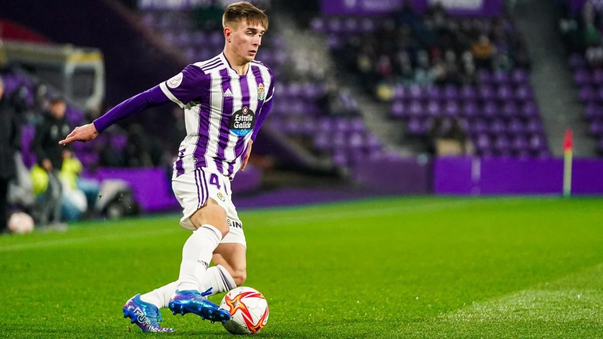 منافسة لبرشلونة في الحصول على خدمات اللاعب إيفان فريسنيدا