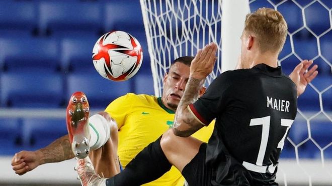 Brasil goleó a Alemania por 4-2 Brasil goleó a Alemania por 4-2